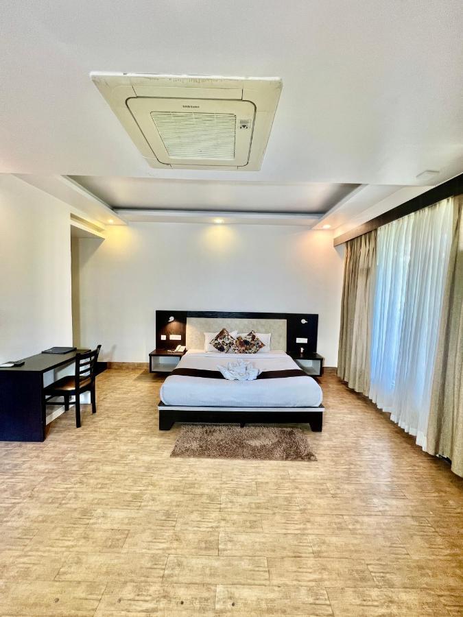 Sea Hawk - Luxury Hill Resort 4 Mins From Bhimtal Lake Exterior foto