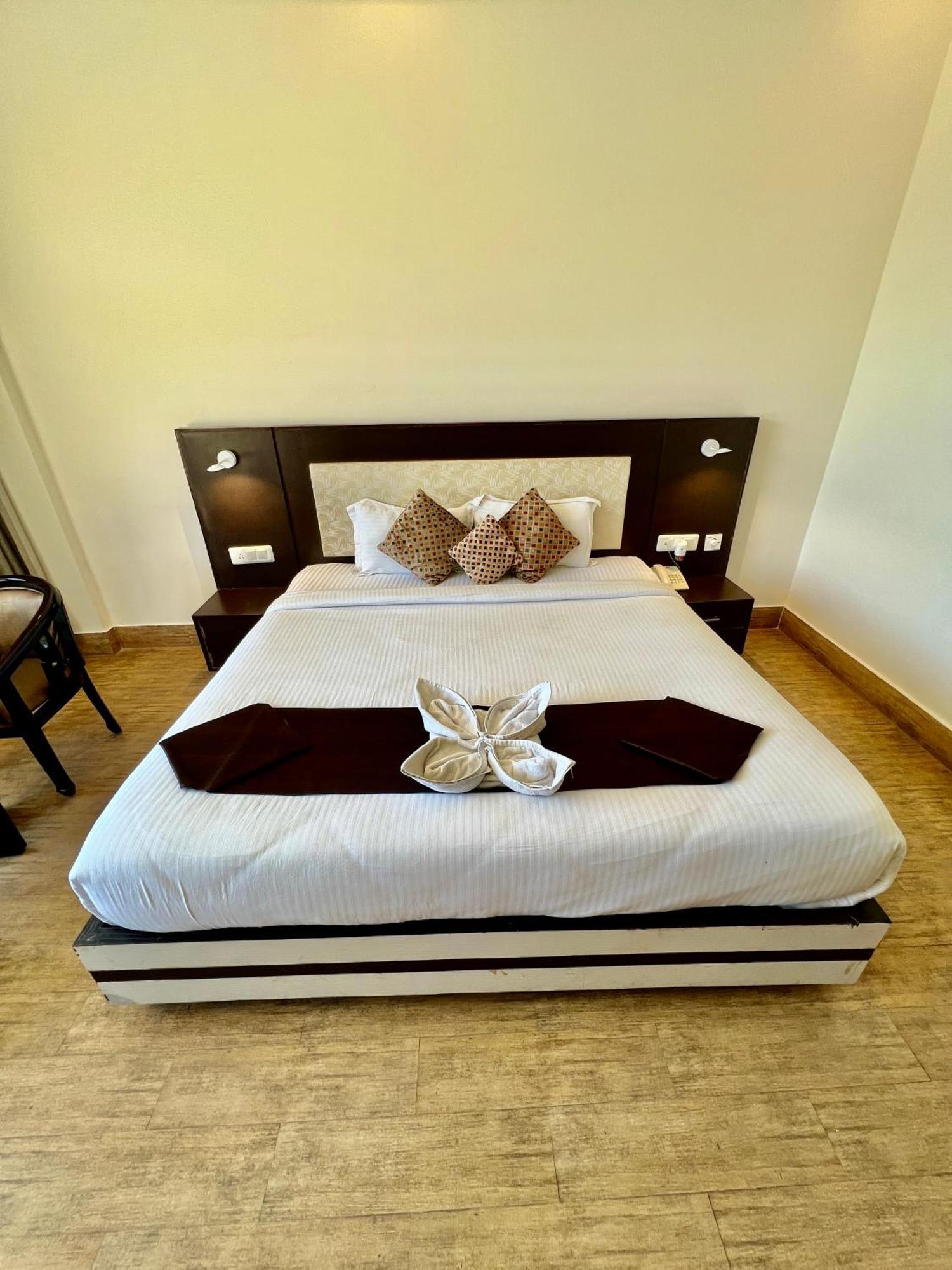 Sea Hawk - Luxury Hill Resort 4 Mins From Bhimtal Lake Exterior foto